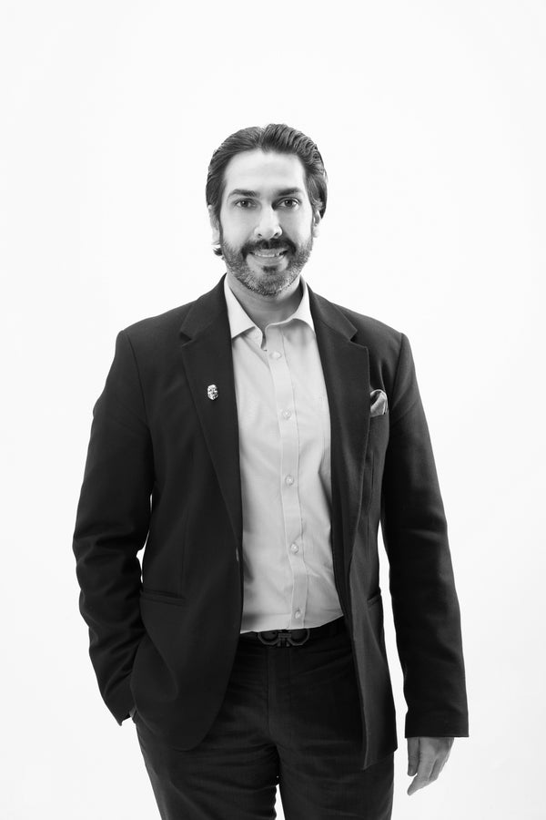 Dr. Rajat Kandhari